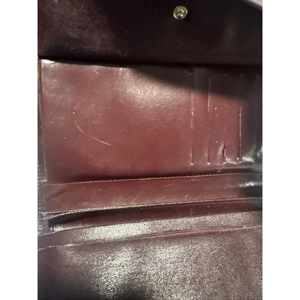 Aigner Billfold Wallet Checkbook With  Cover Burgundy Leather KISS Lock Coin